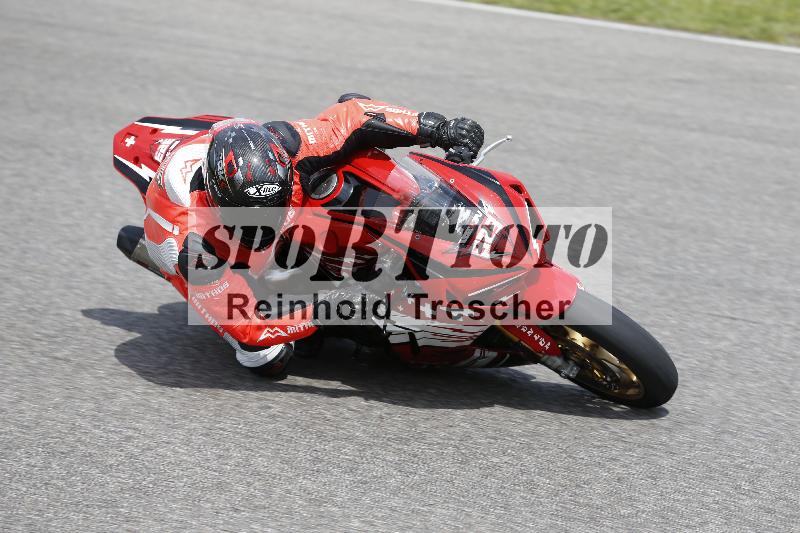 /Archiv-2024/29 12.06.2024 MOTO.CH Track Day ADR/Gruppe rot/323